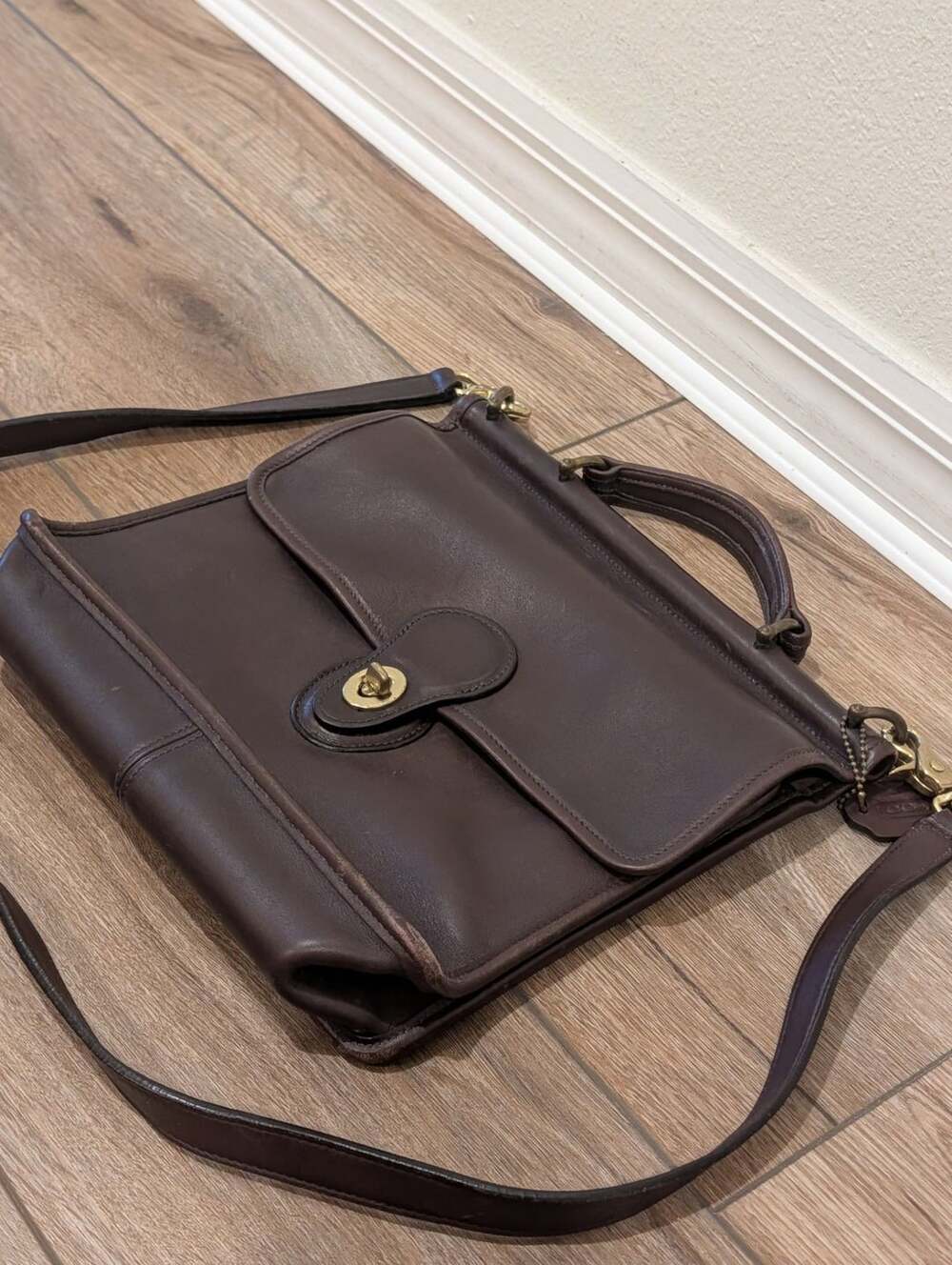 Vintage Coach Willis 9927 Dark Brown Leather Top Handle Crossbody Bag